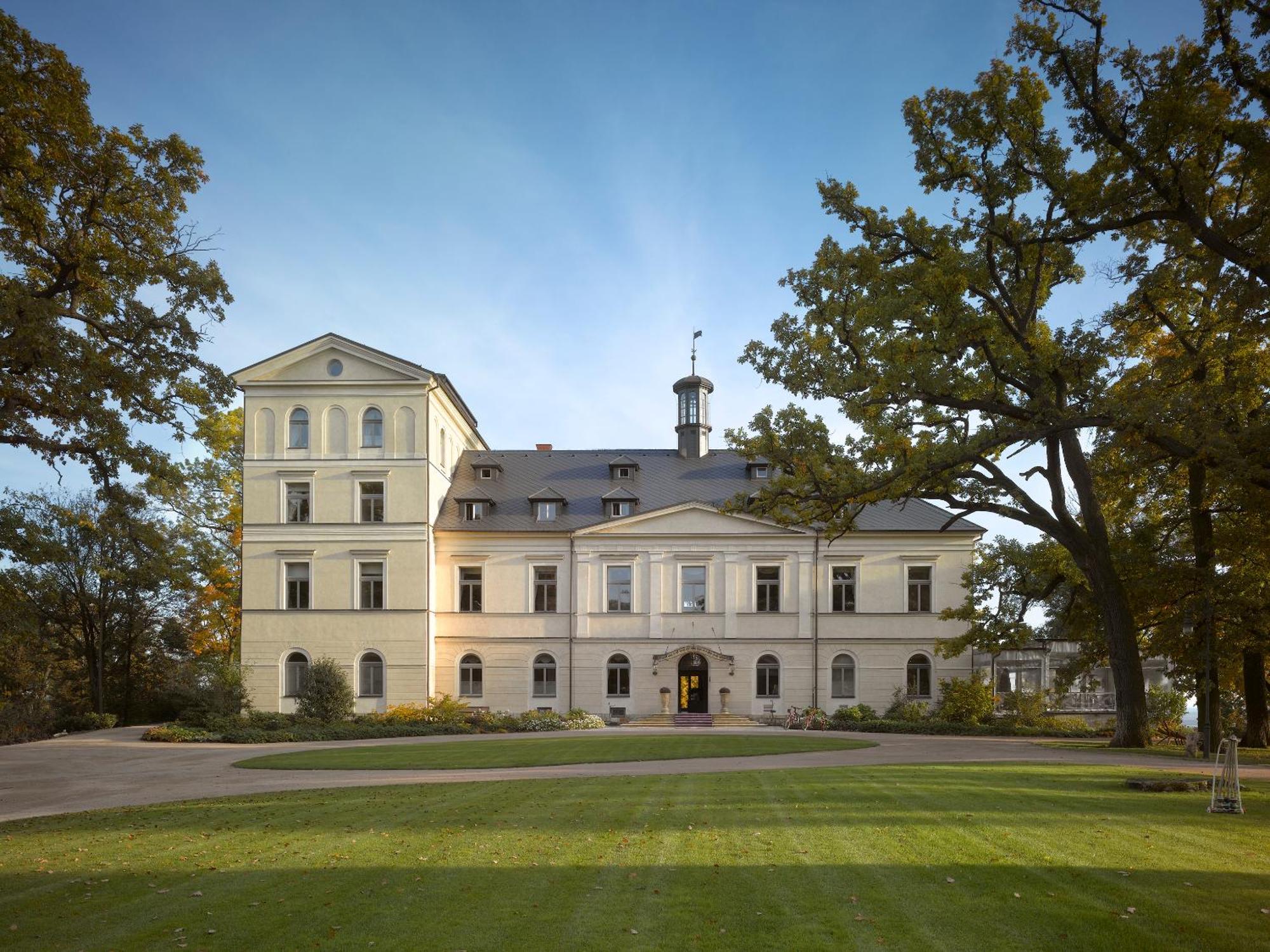 Chateau Mcely Esterno foto