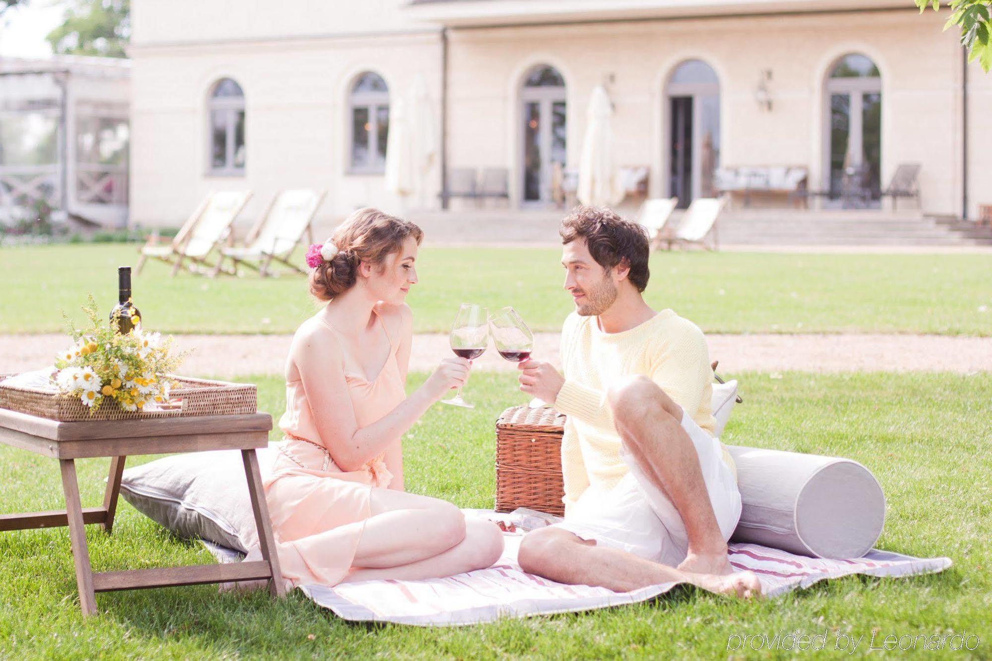 Chateau Mcely Servizi foto